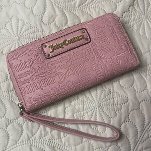 Juicy Couture multi-compartment zip-around wallet|dusty blush pink with gold!